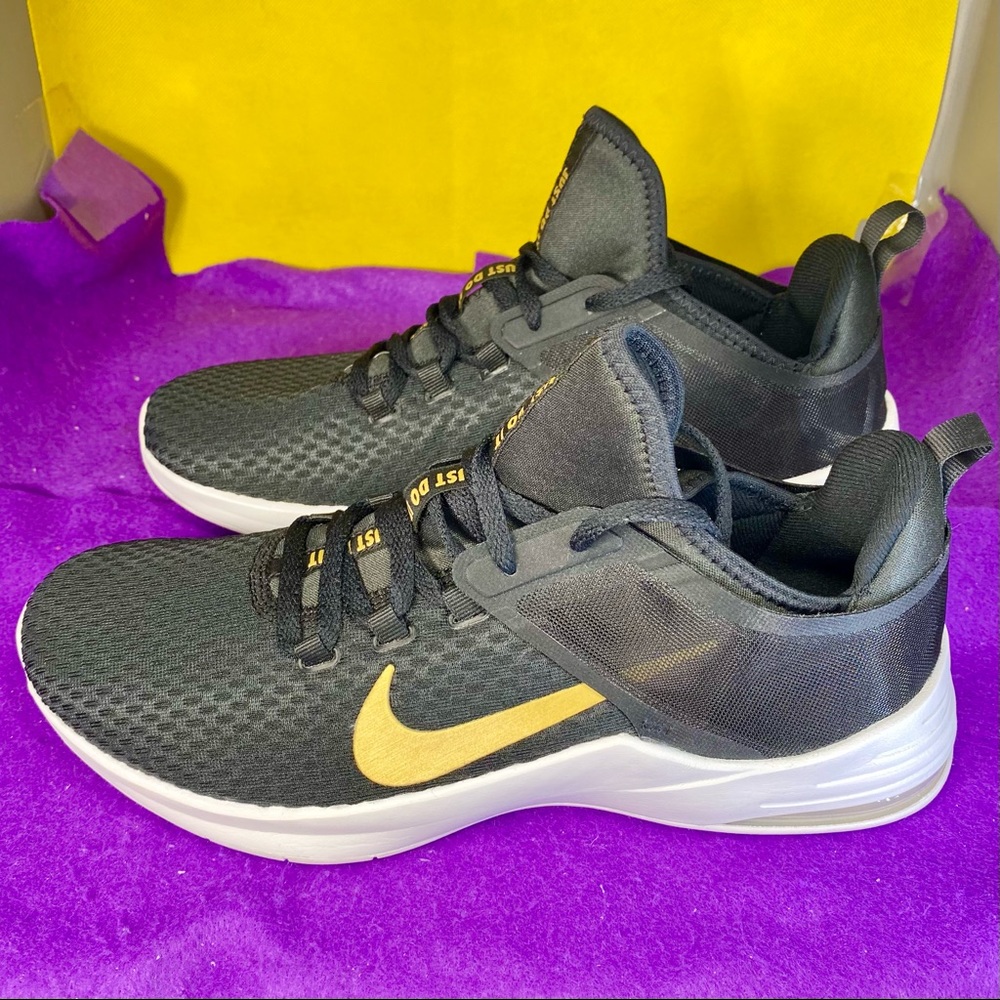 Nike Womens Air Max Bella TR 2  Black AQ7492 001 Athletic Sneaker Shoes Size 11
